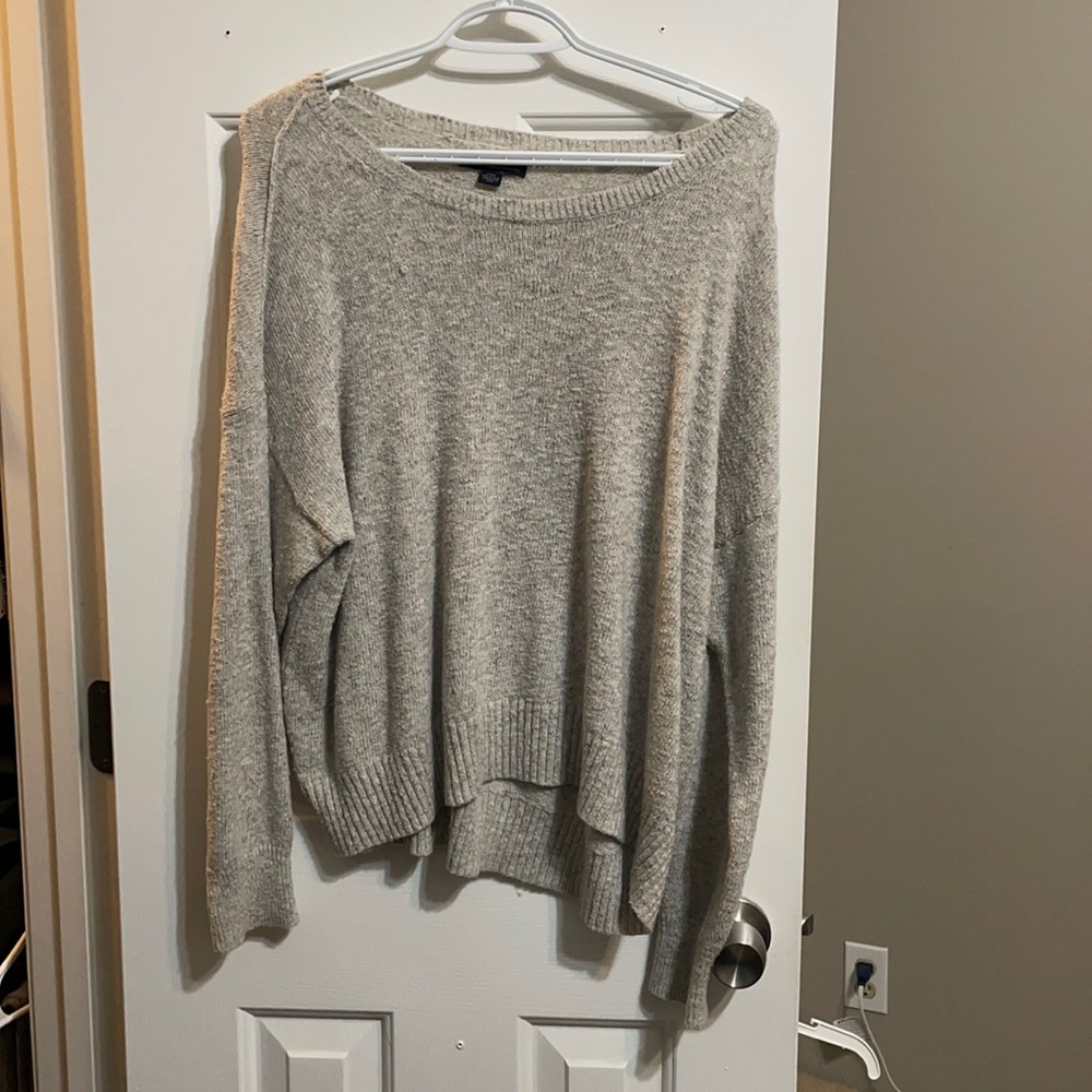American Eagle beige scoop neck sweater